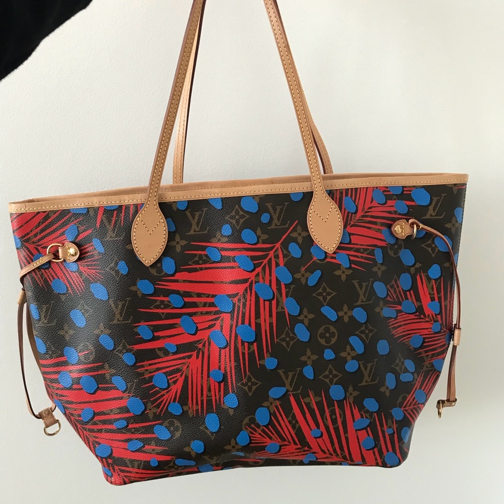 My lightly used LV AUTHENTIC tote bag!